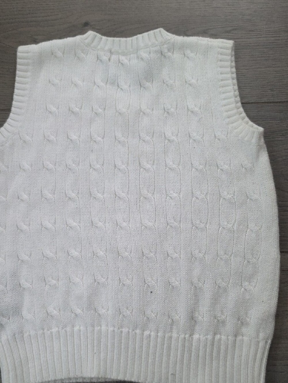 Kids Polo by Ralph Lauren White Cable-Knit V-Neck Sweater Vest with Navy Pony - Picture 2 of 3